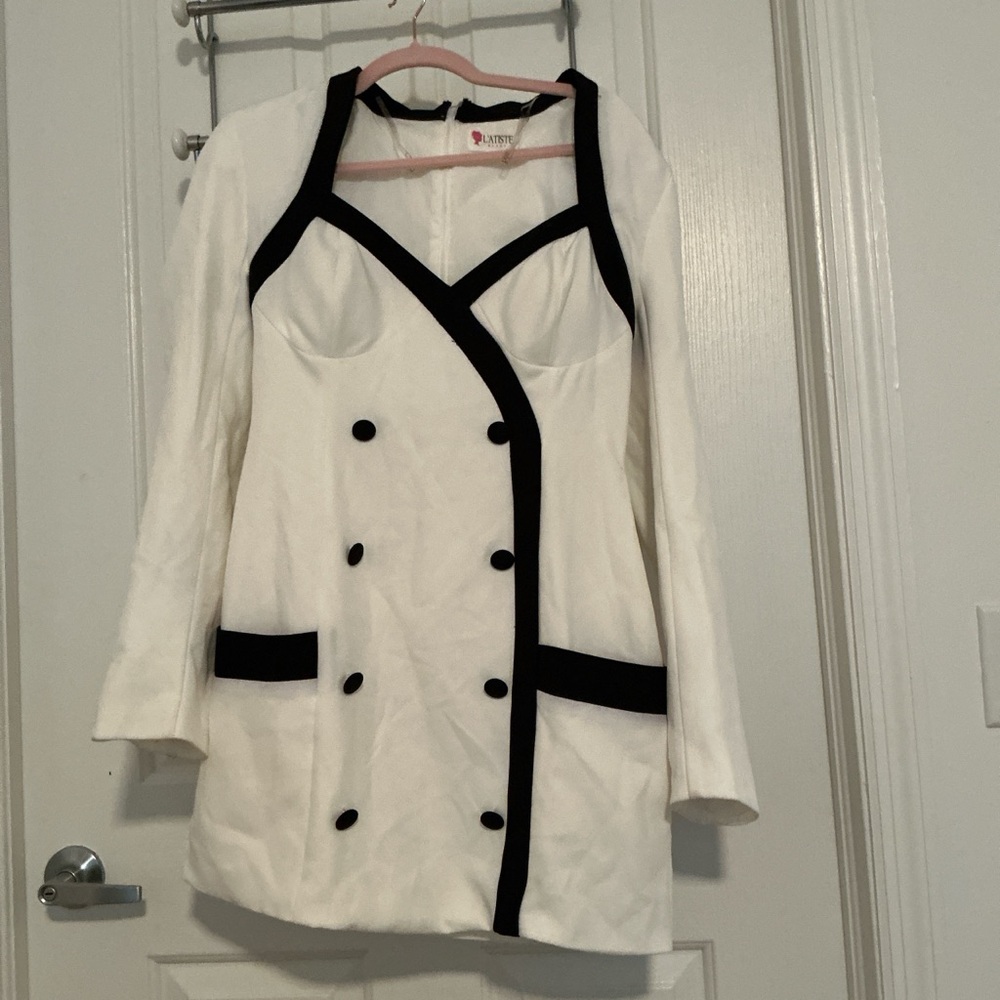 Chic White Blazer with Black Accents